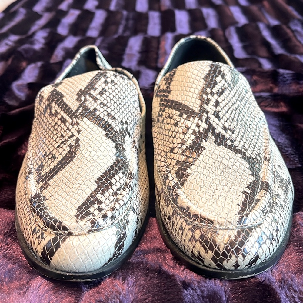 Vince Camuto Snake Skin Loafers
